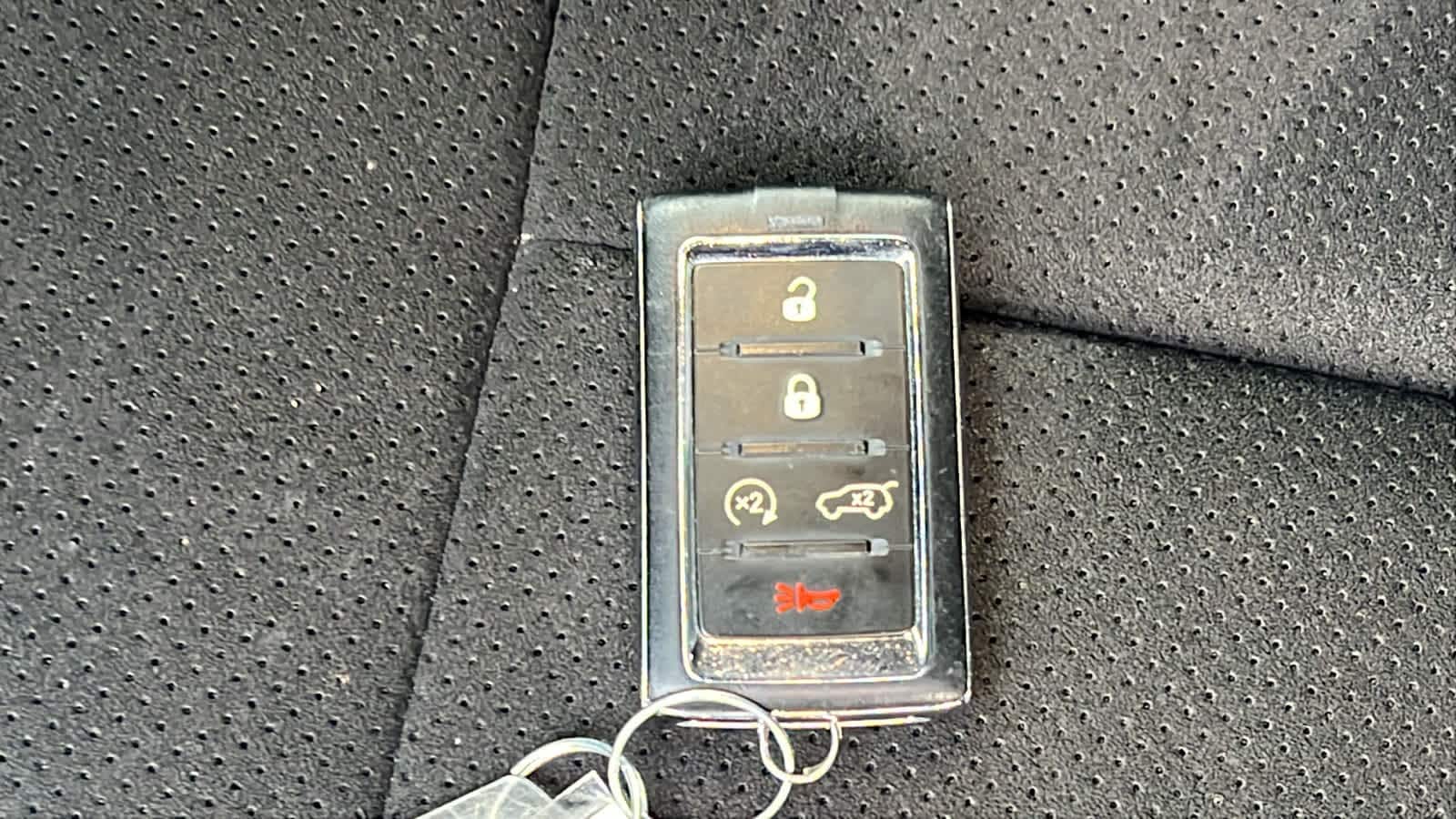 Thumbnail: 2023 Jeep Grand Cherokee - 29