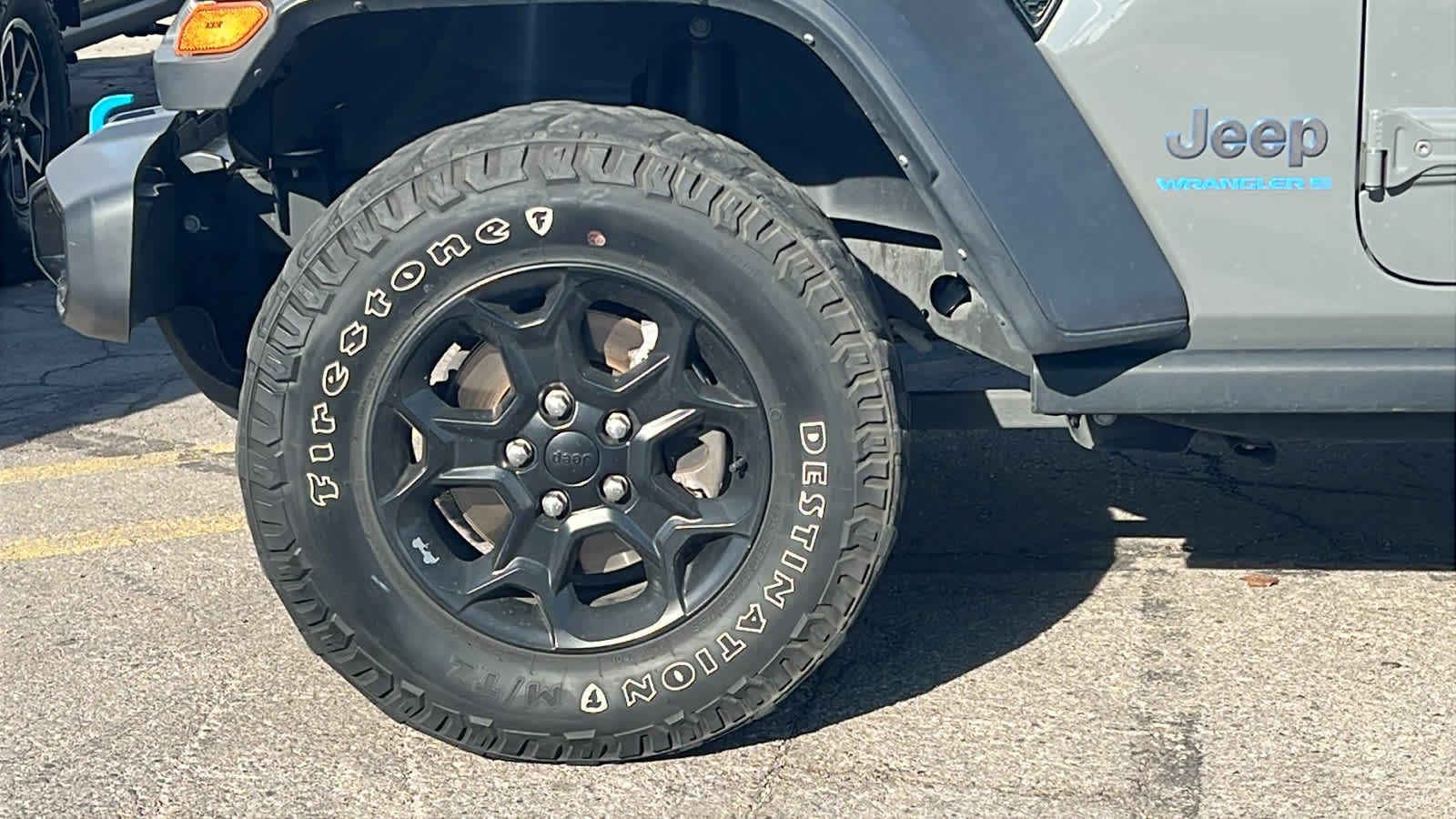 Thumbnail: 2023 Jeep Wrangler - 10