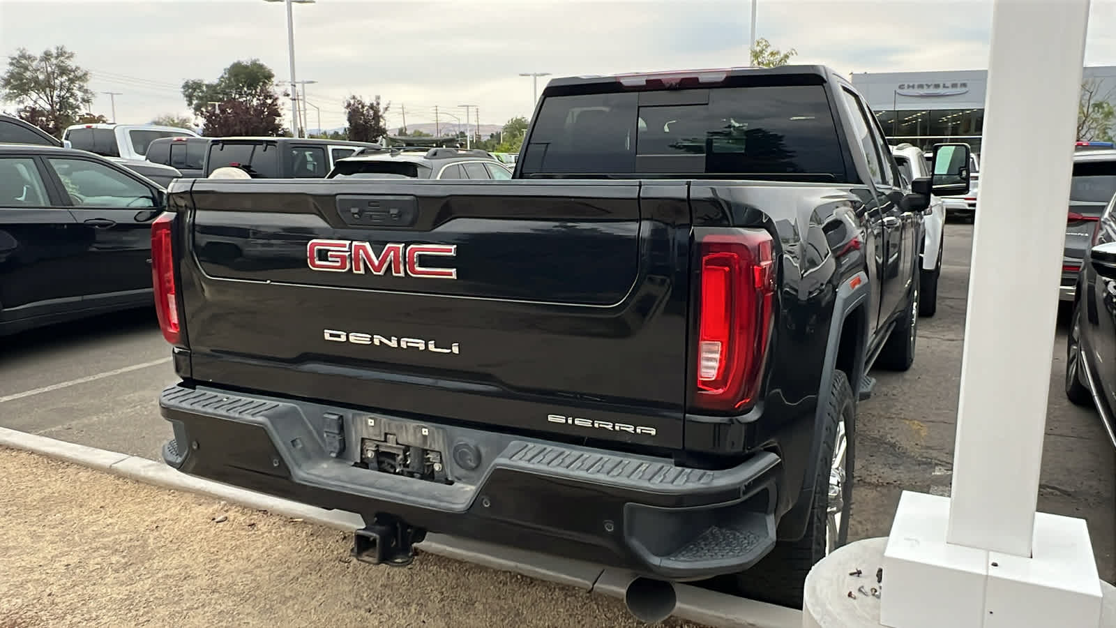 Thumbnail: 2022 GMC Sierra 3500 - 5
