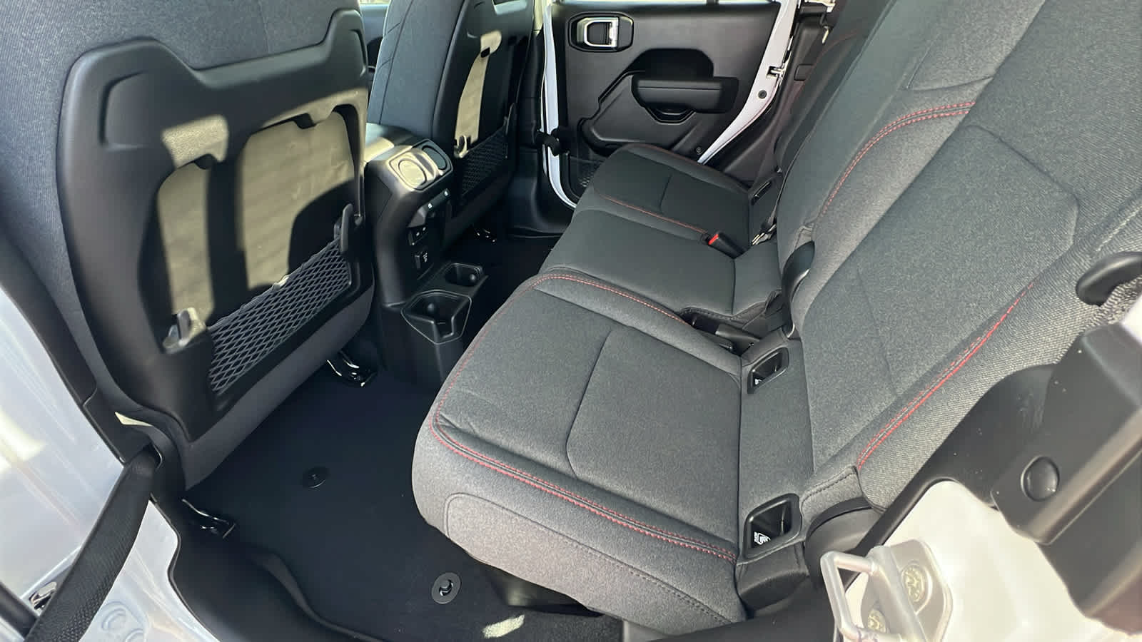 Thumbnail: 2026 Jeep Gladiator - 24