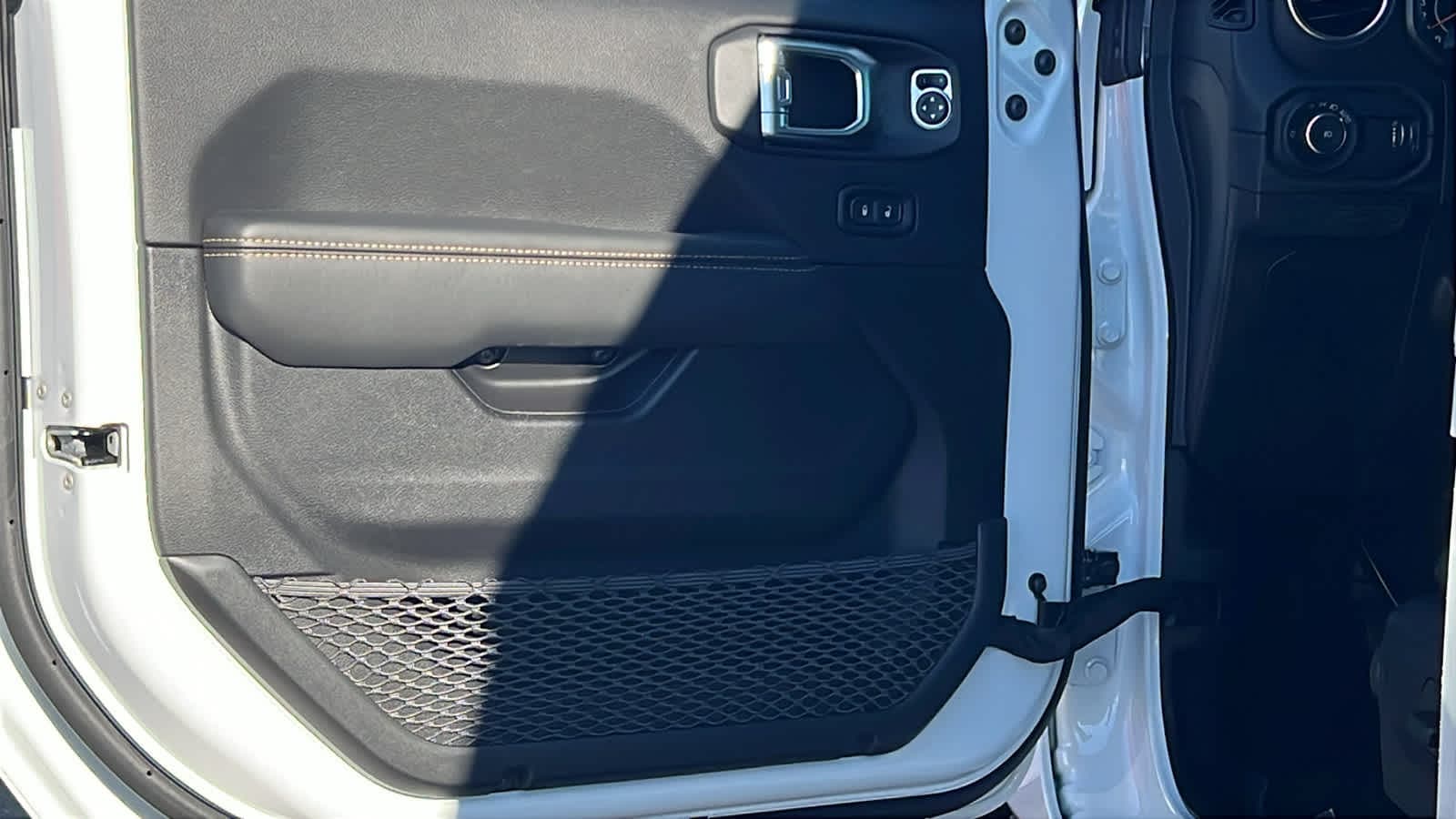 Thumbnail: 2026 Jeep Wrangler - 23