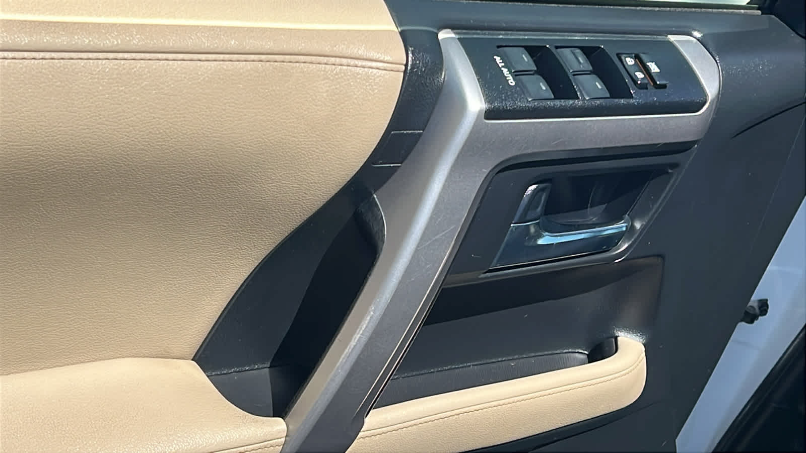 Thumbnail: 2019 Toyota 4Runner - 22