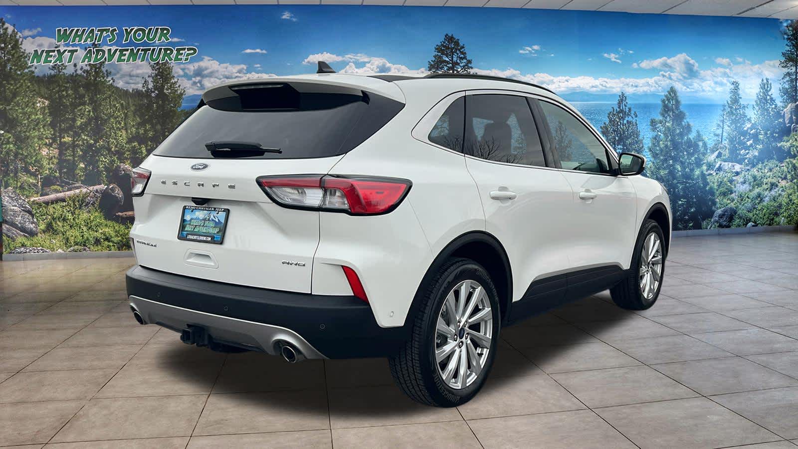 Thumbnail: 2022 Ford Escape - 5