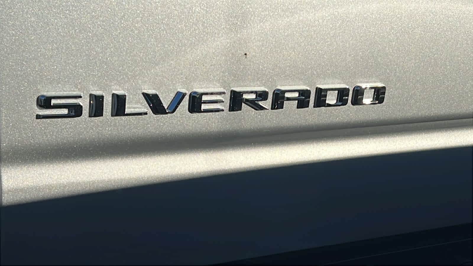 Thumbnail: 2021 Chevrolet Silverado 1500 - 8