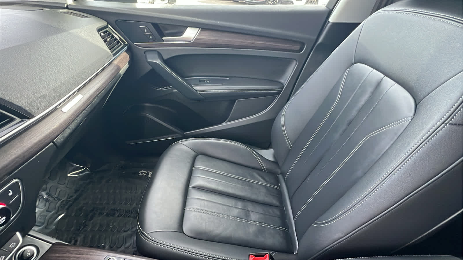 Thumbnail: 2021 Audi Q5 - 12