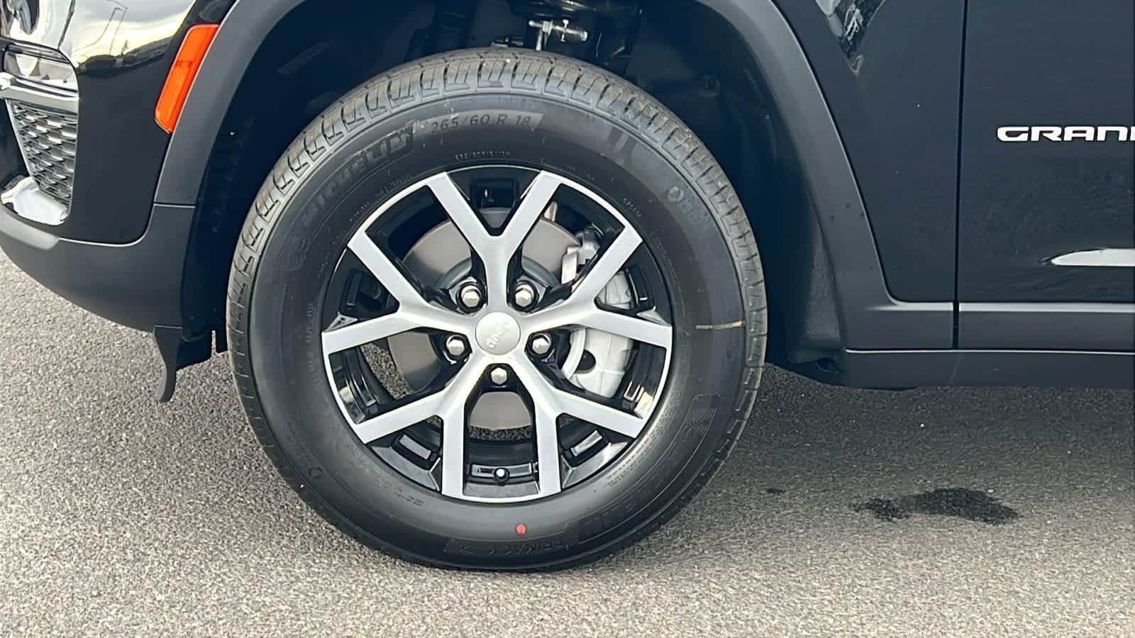 Thumbnail: 2025 Jeep Grand Cherokee - 9