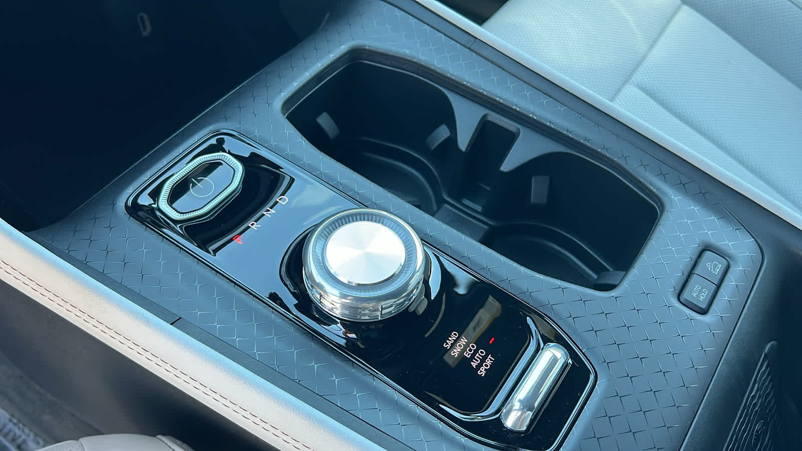 Thumbnail: 2025 Jeep Wagoneer S - 13