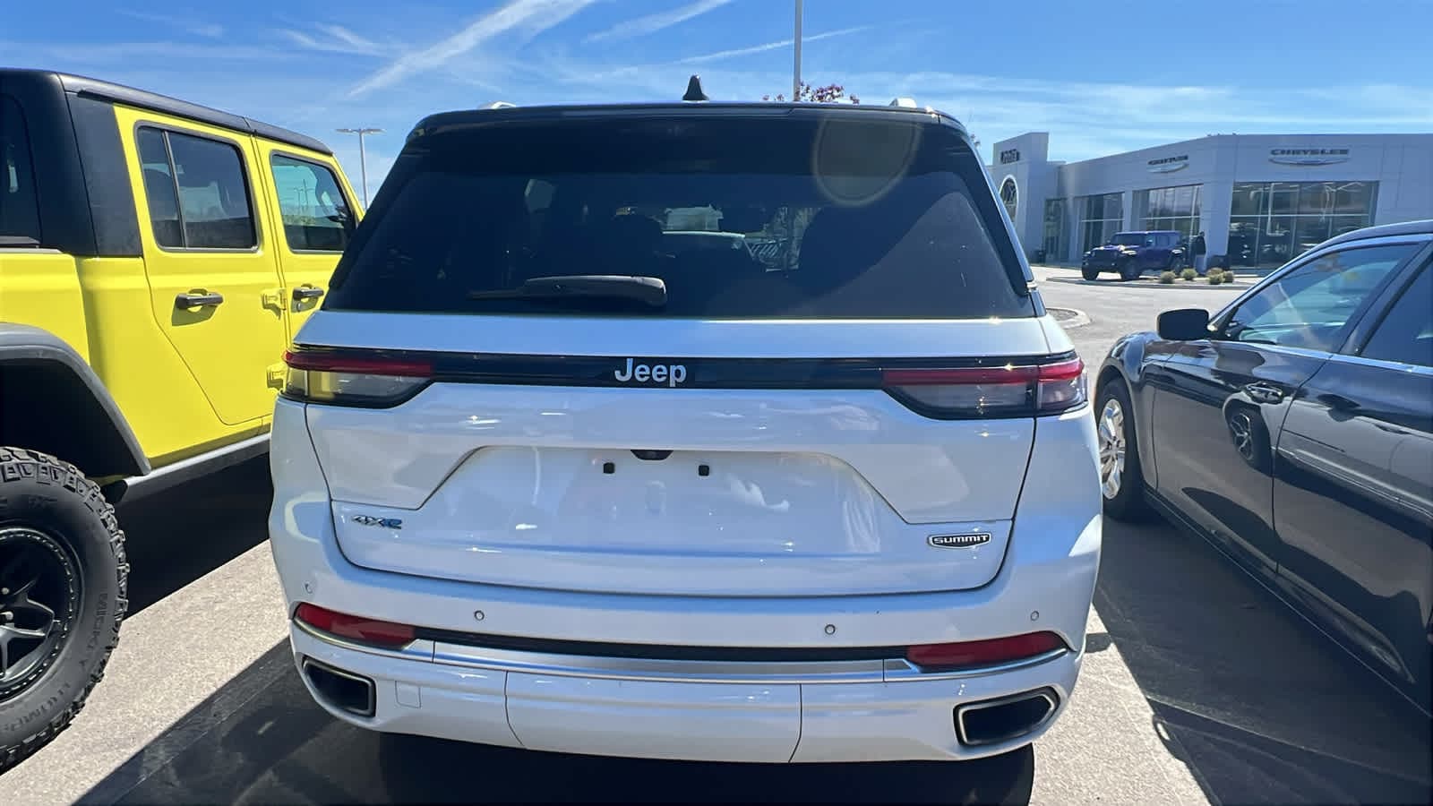 Thumbnail: 2022 Jeep Grand Cherokee - 6