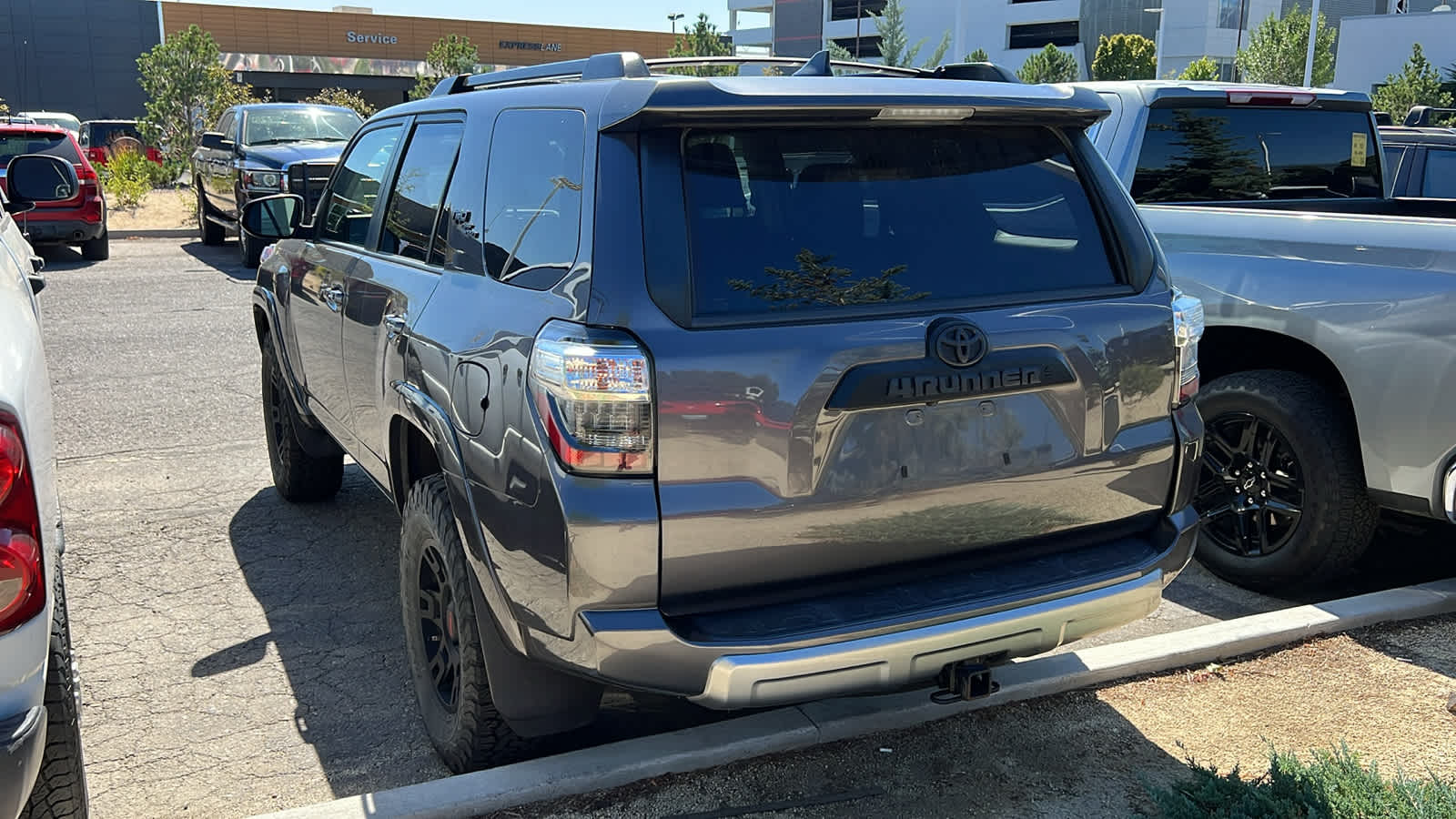 Thumbnail: 2021 Toyota 4Runner - 10