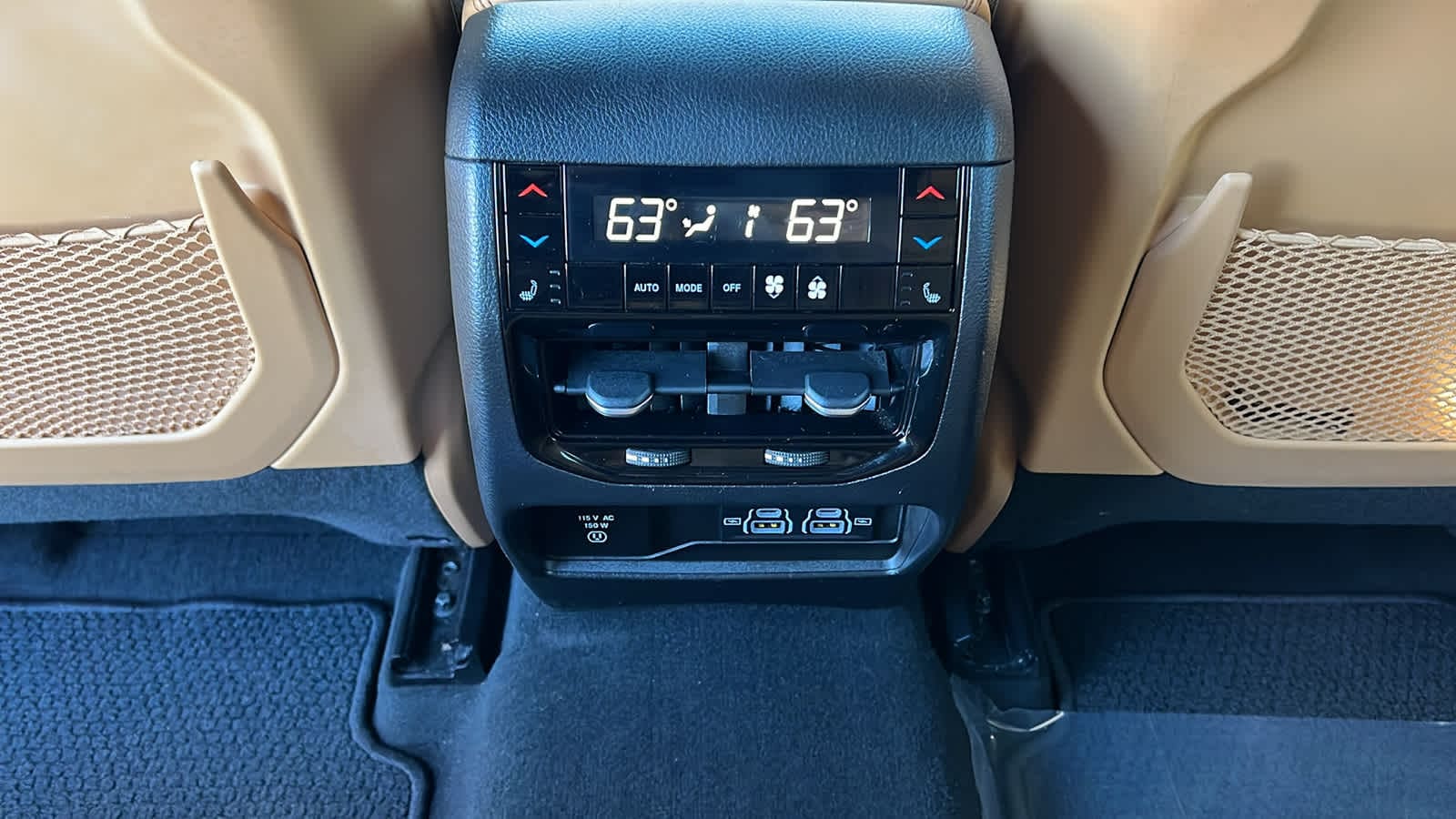 Thumbnail: 2022 Jeep Grand Cherokee - 25