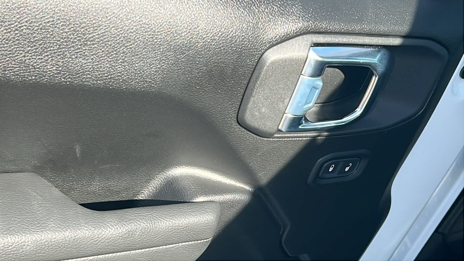 Thumbnail: 2026 Jeep Wrangler - 22