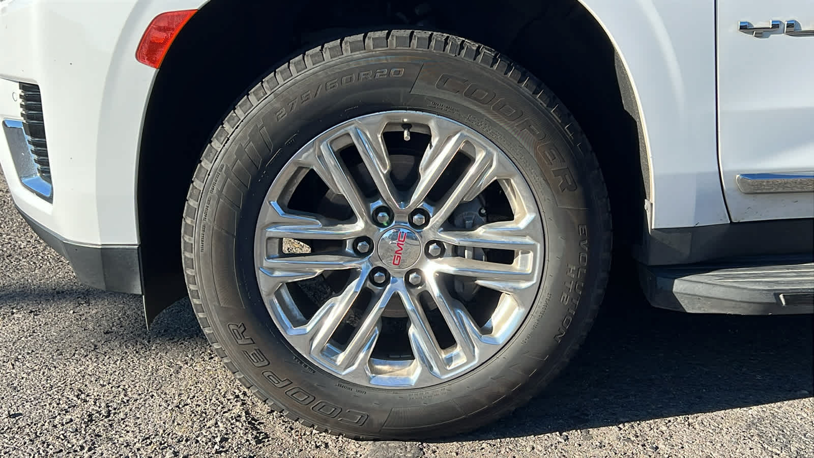 Thumbnail: 2021 GMC Yukon - 4