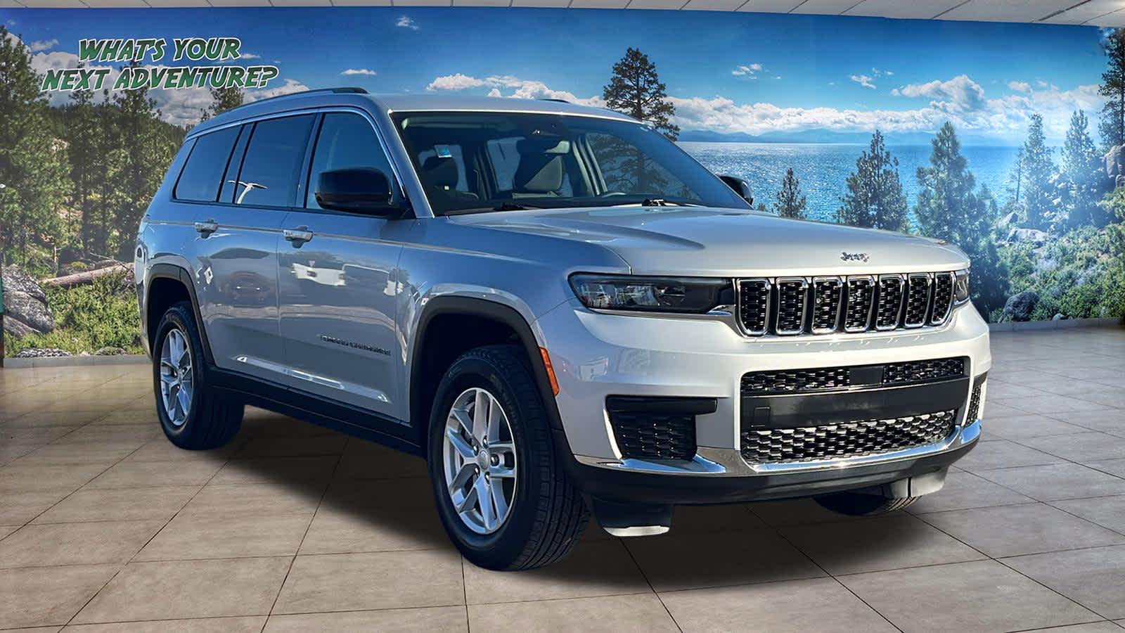Thumbnail: 2023 Jeep Grand Cherokee - 3