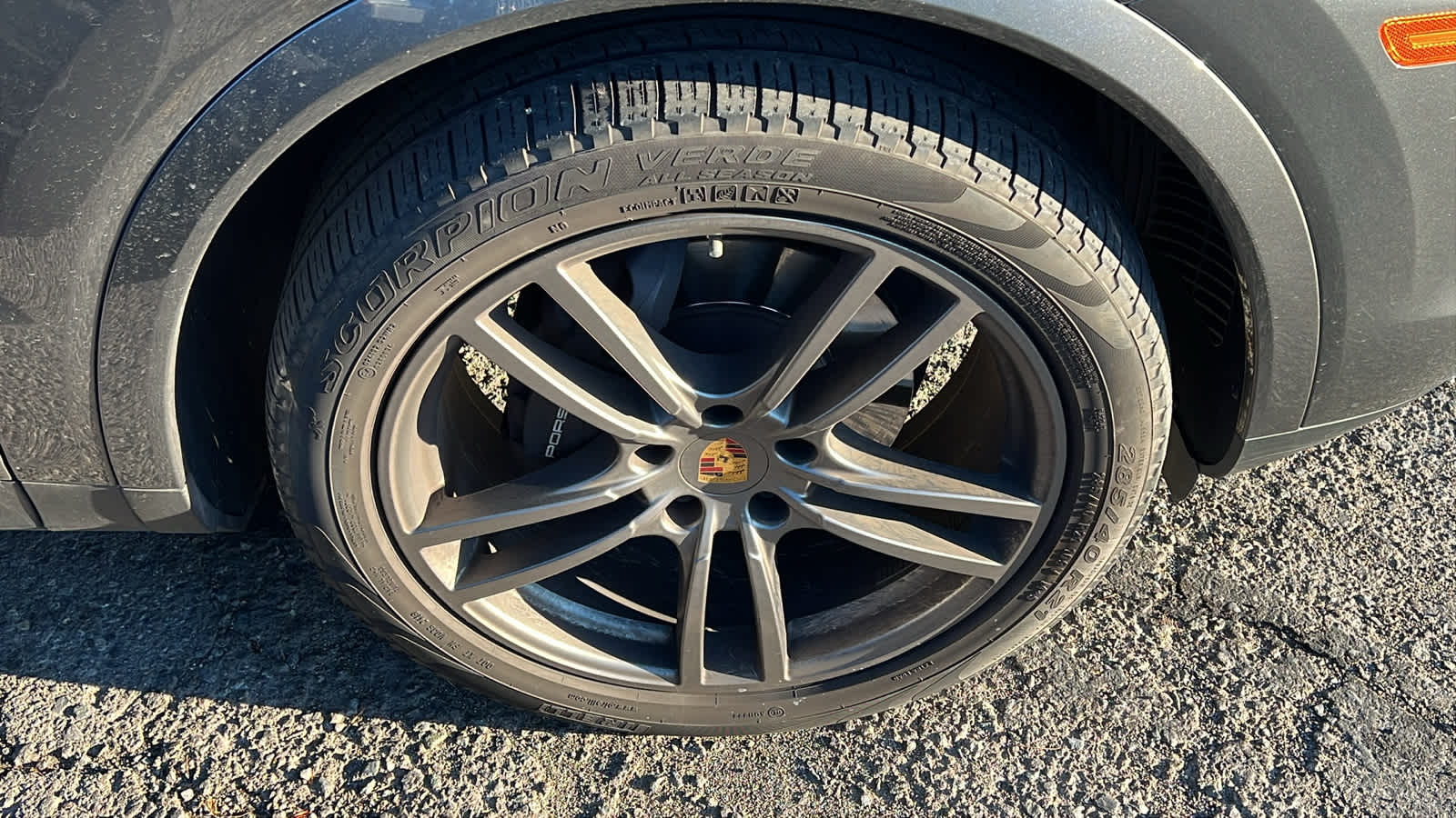 Thumbnail: 2020 Porsche Cayenne - 3