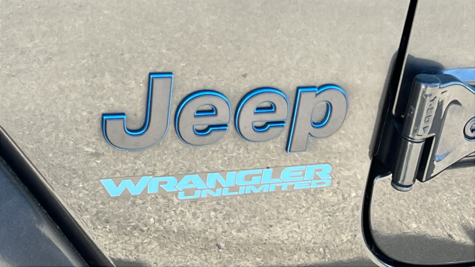 Thumbnail: 2022 Jeep Wrangler - 27