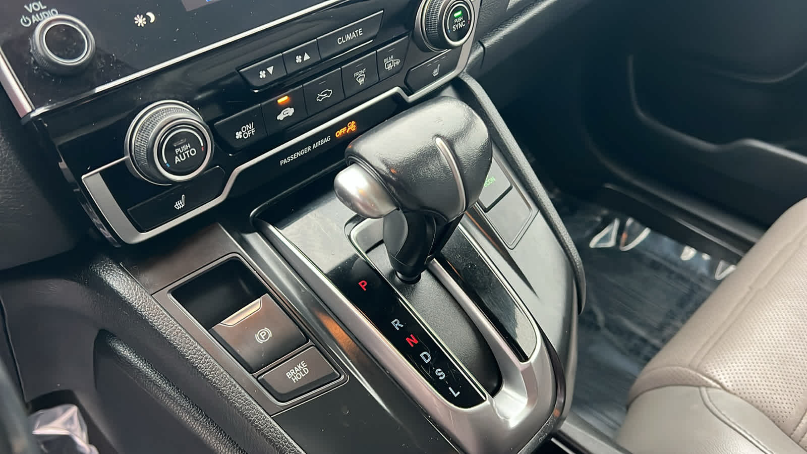 Thumbnail: 2017 Honda CR-V - 13