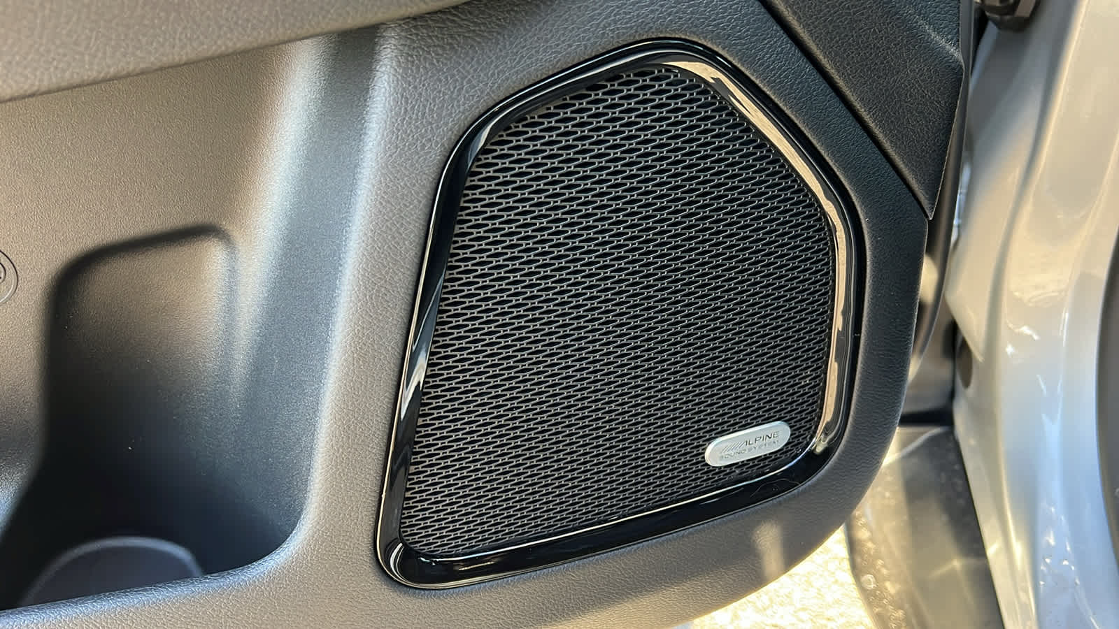 Thumbnail: 2026 Jeep Compass - 31