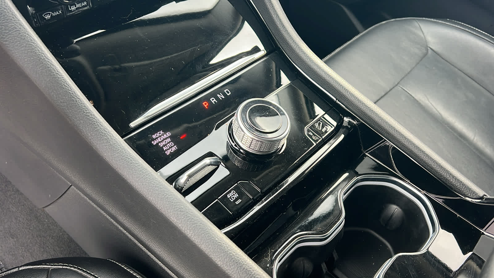 Thumbnail: 2022 Jeep Grand Cherokee - 13