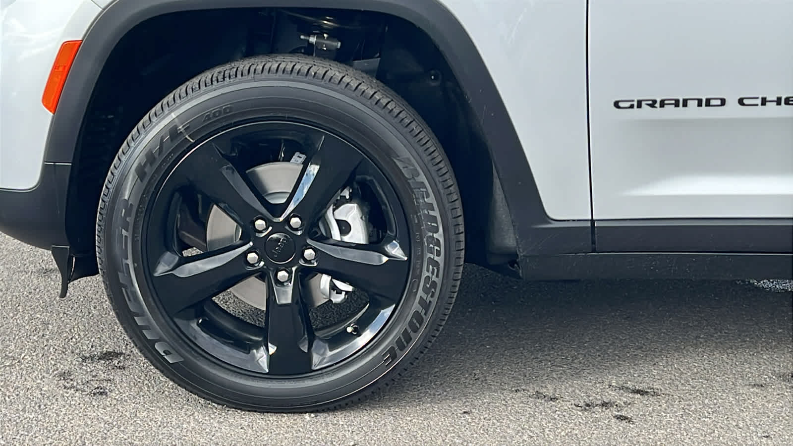 Thumbnail: 2025 Jeep Grand Cherokee - 9