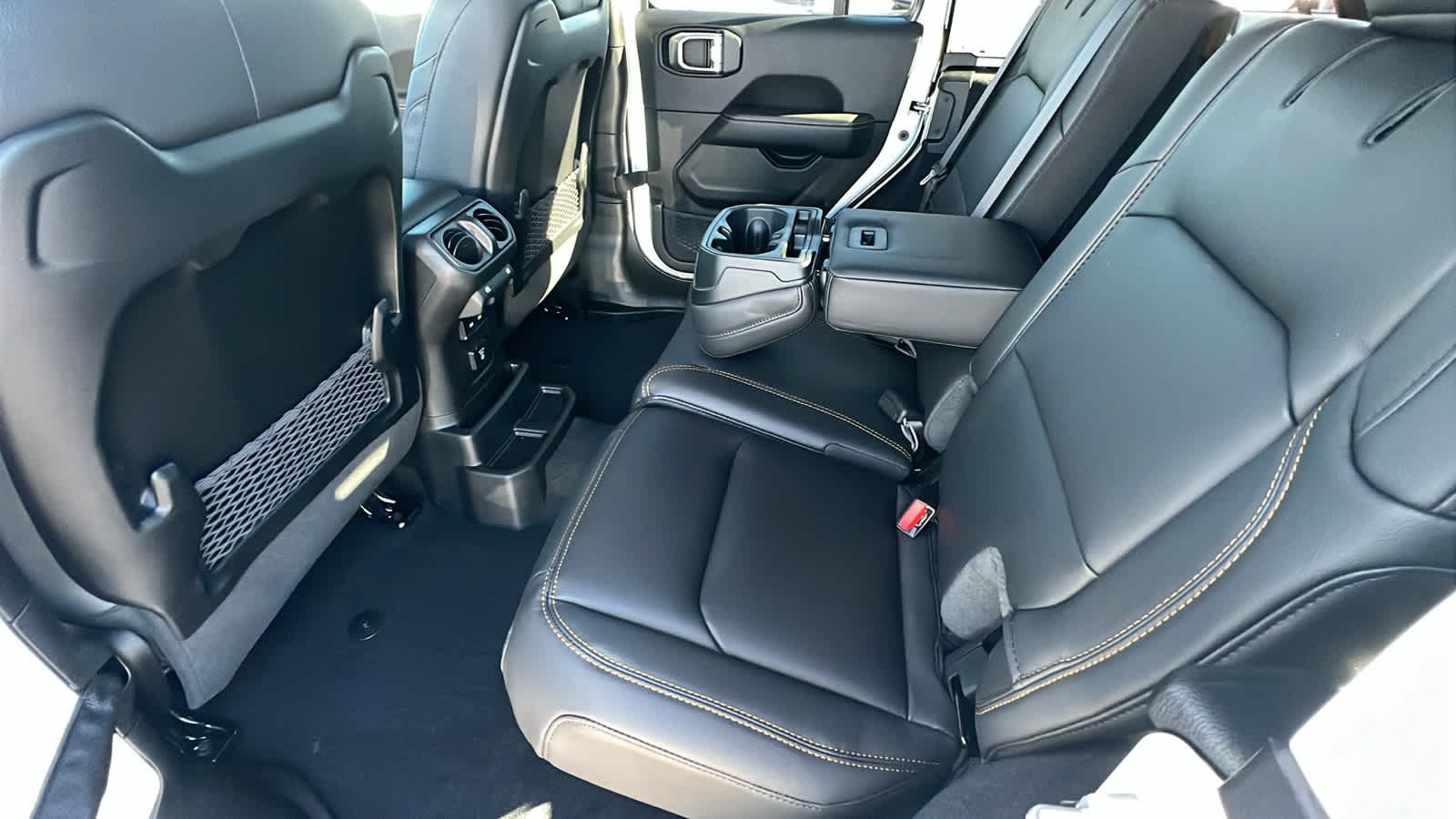 Thumbnail: 2026 Jeep Wrangler - 24