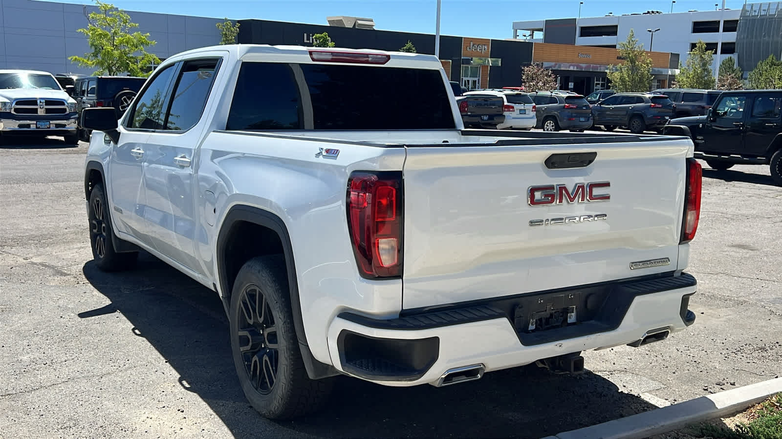 Thumbnail: 2023 GMC Sierra 1500 - 9