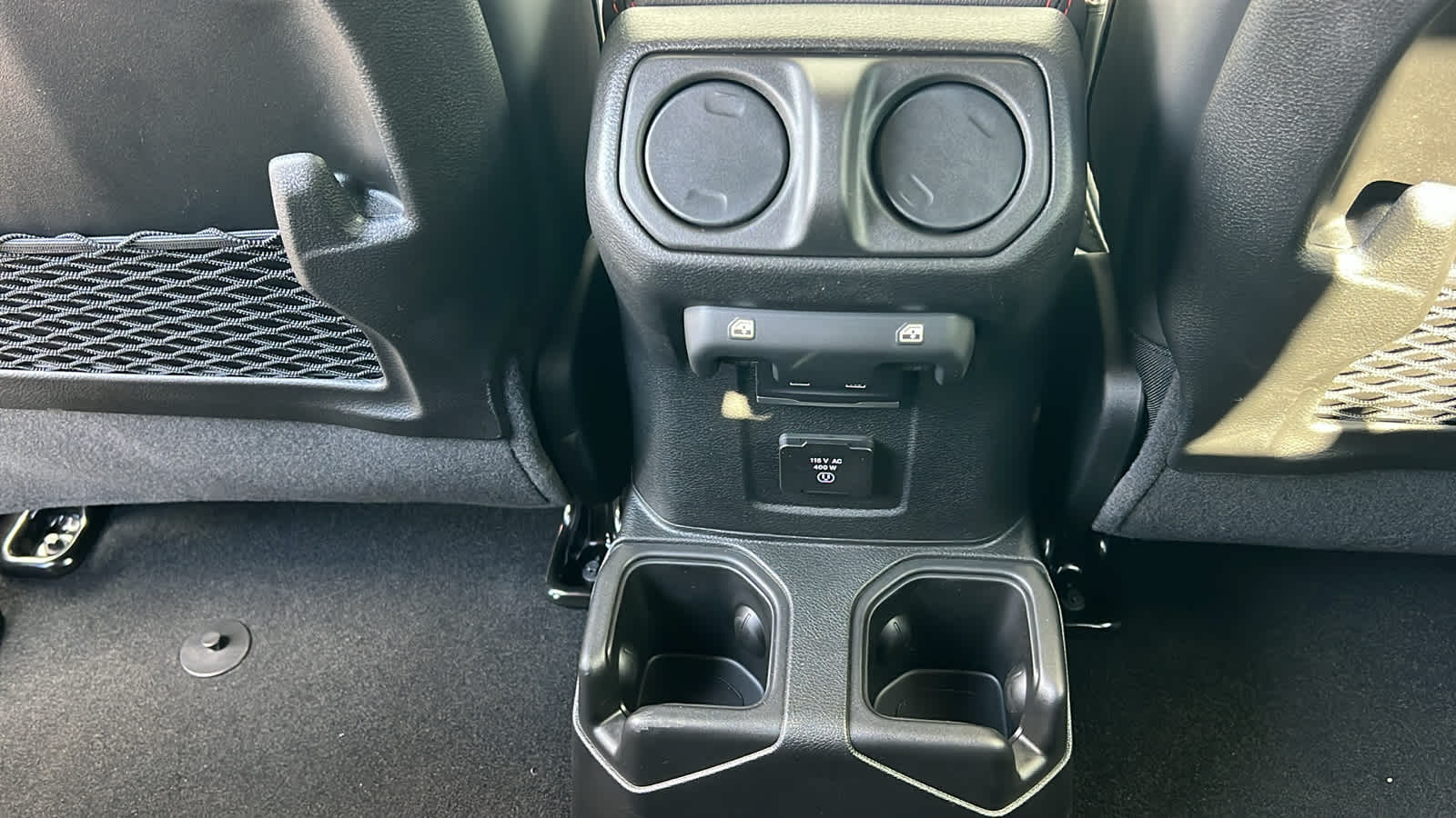 Thumbnail: 2026 Jeep Gladiator - 25