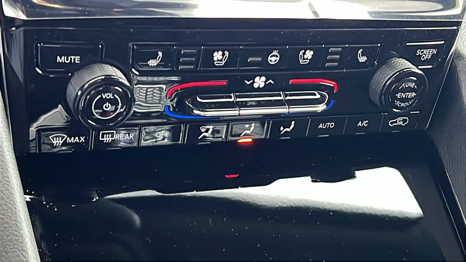 Thumbnail: 2025 Jeep Grand Cherokee L - 14