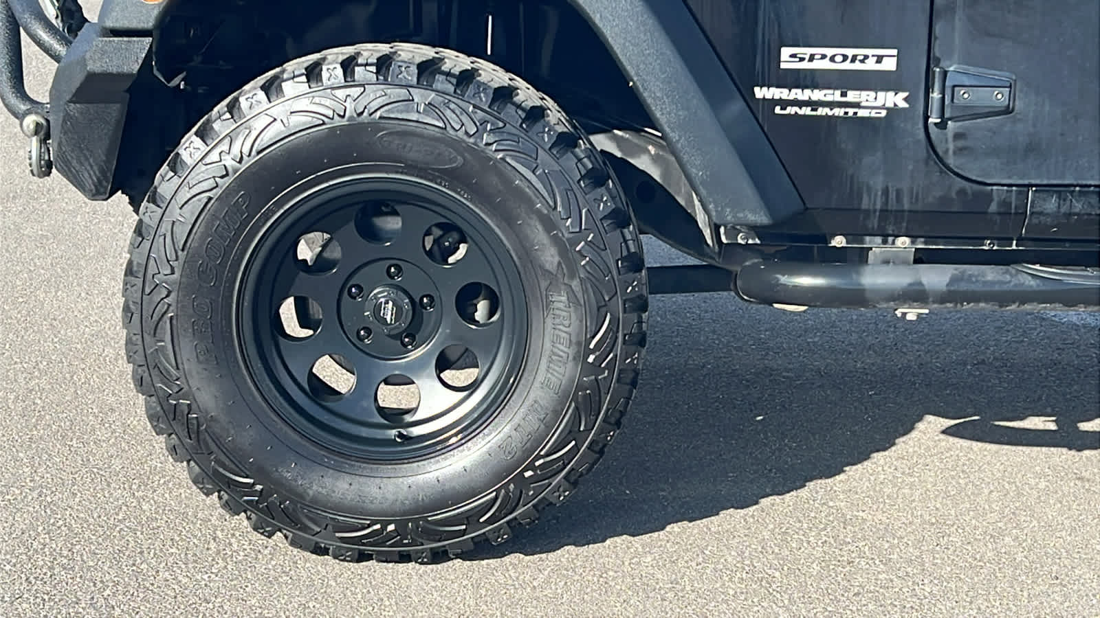 Thumbnail: 2018 Jeep Wrangler - 9