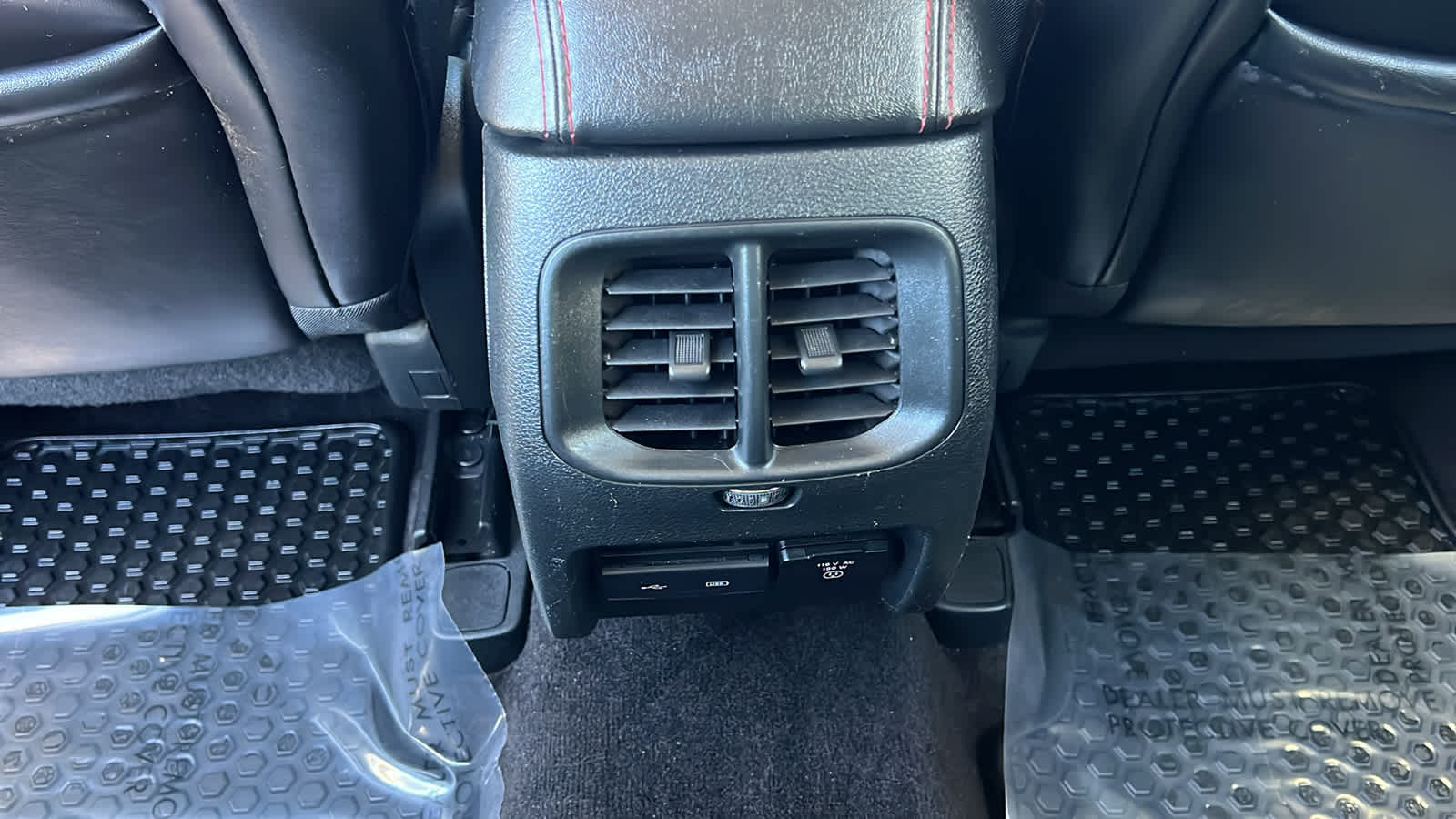 Thumbnail: 2019 Jeep Cherokee - 25