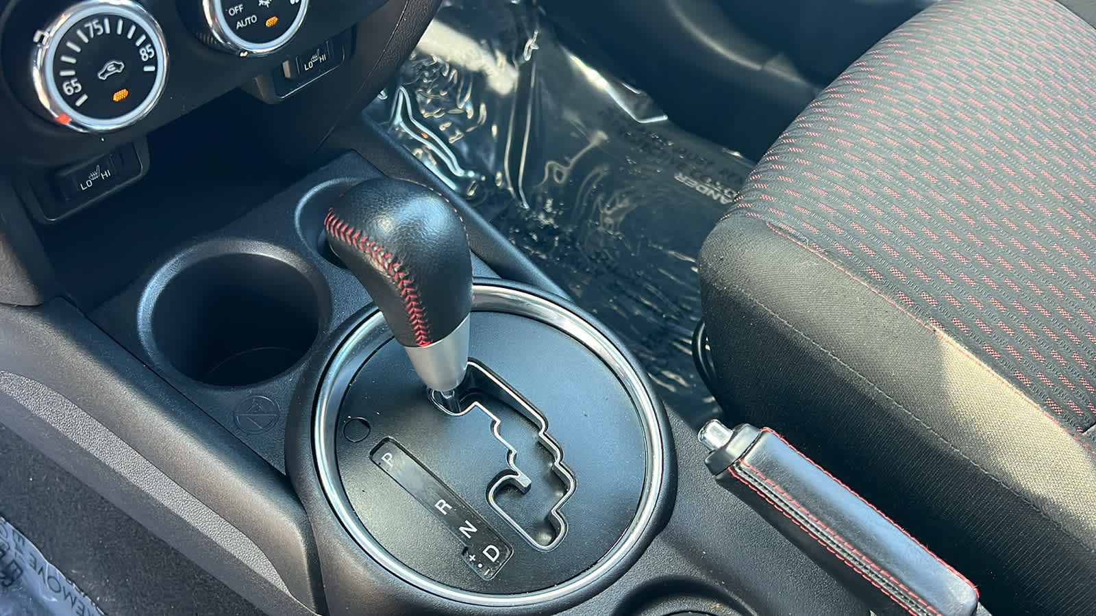 Thumbnail: 2017 Mitsubishi Outlander Sport - 13