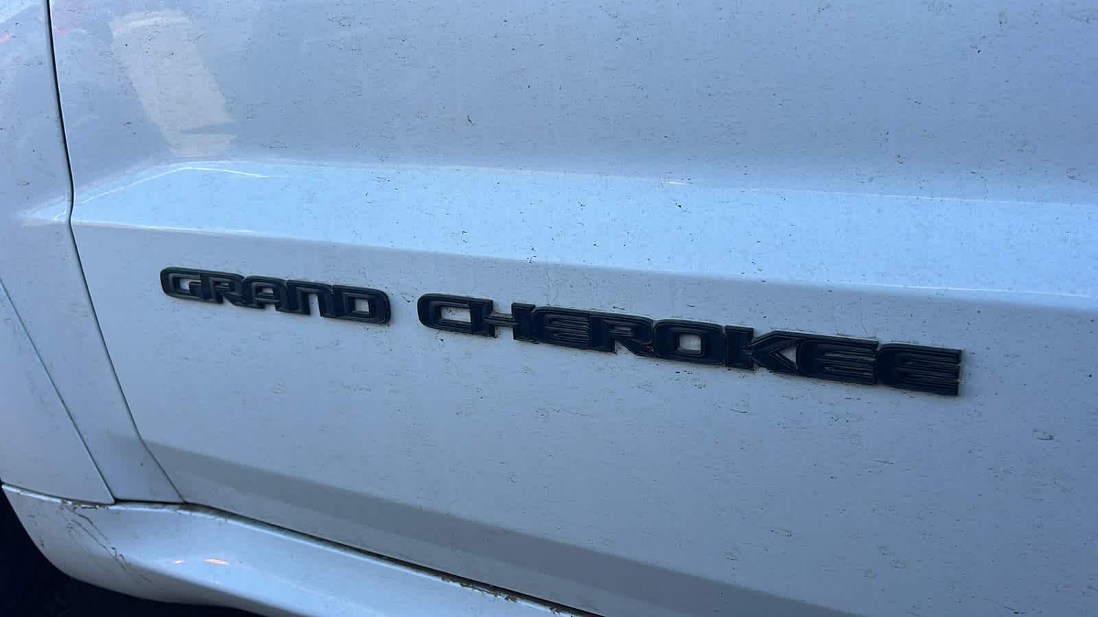 Thumbnail: 2020 Jeep Grand Cherokee - 8