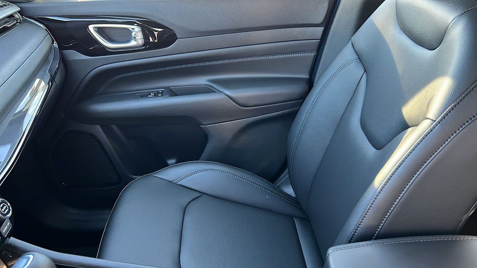 Thumbnail: 2026 Jeep Compass - 12