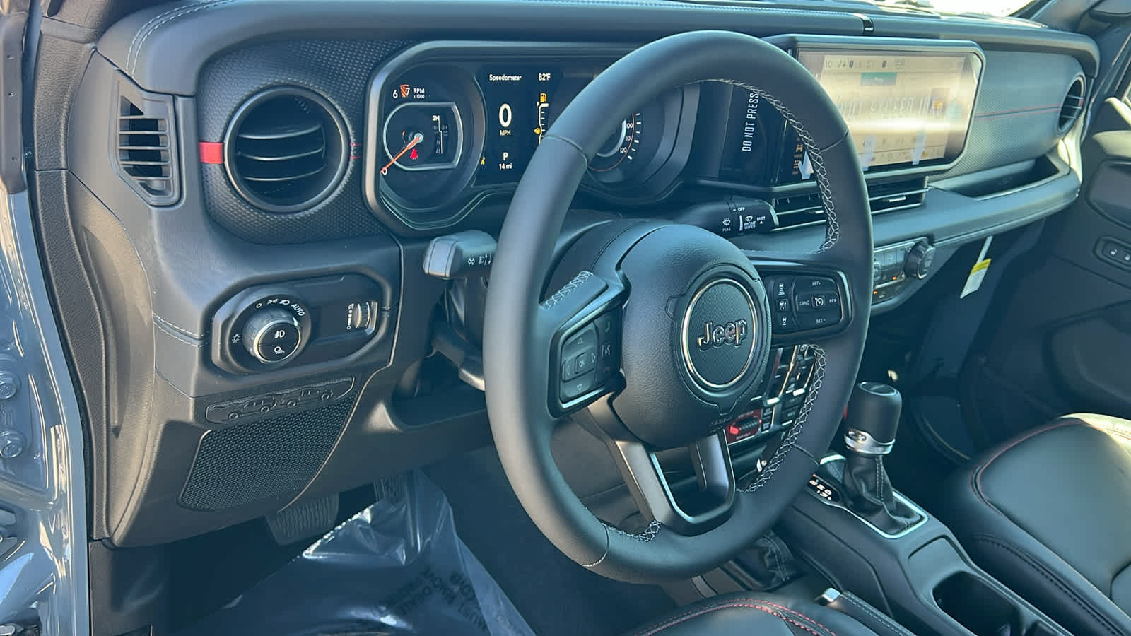 Thumbnail: 2026 Jeep Gladiator - 10