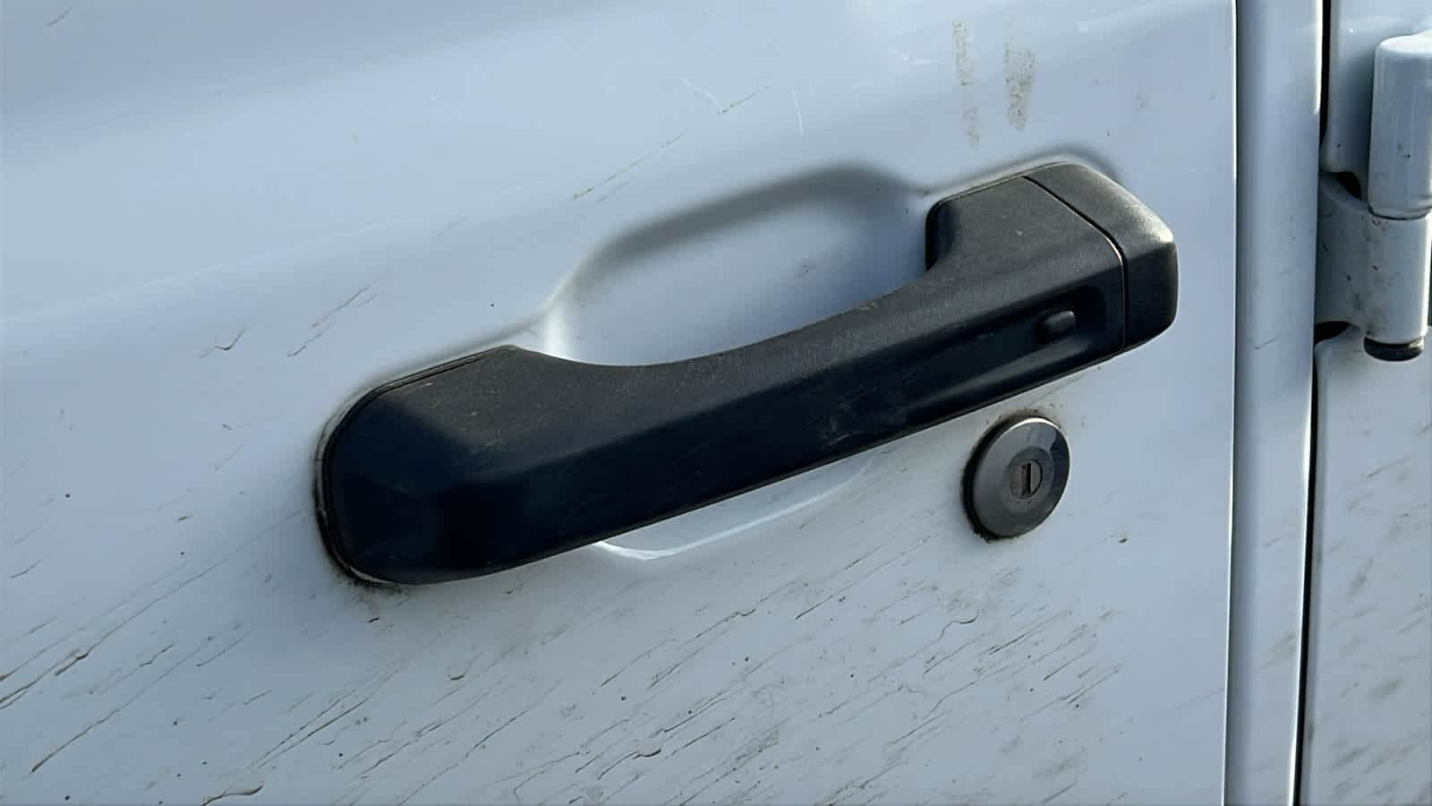 Thumbnail: 2022 Jeep Wrangler - 6