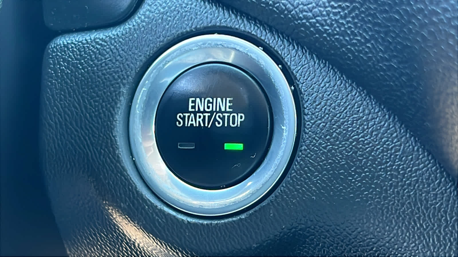 Thumbnail: 2020 Chevrolet Equinox - 17