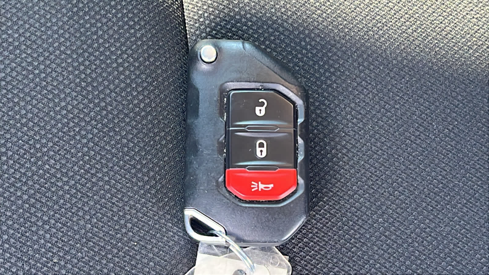 Thumbnail: 2023 Jeep Wrangler - 29