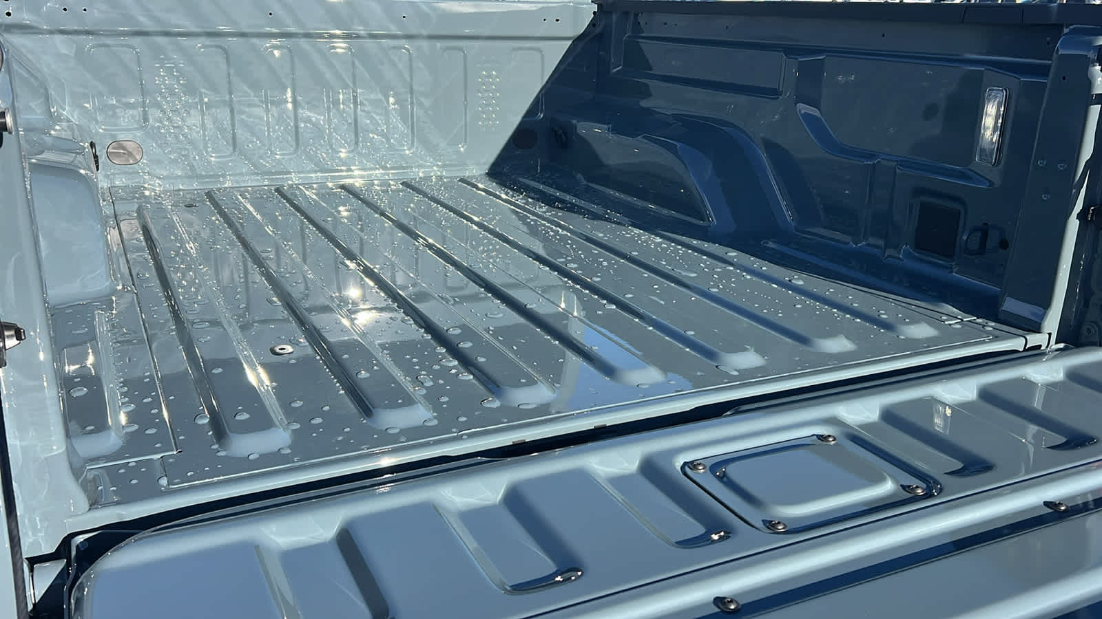 Thumbnail: 2026 Jeep Gladiator - 27