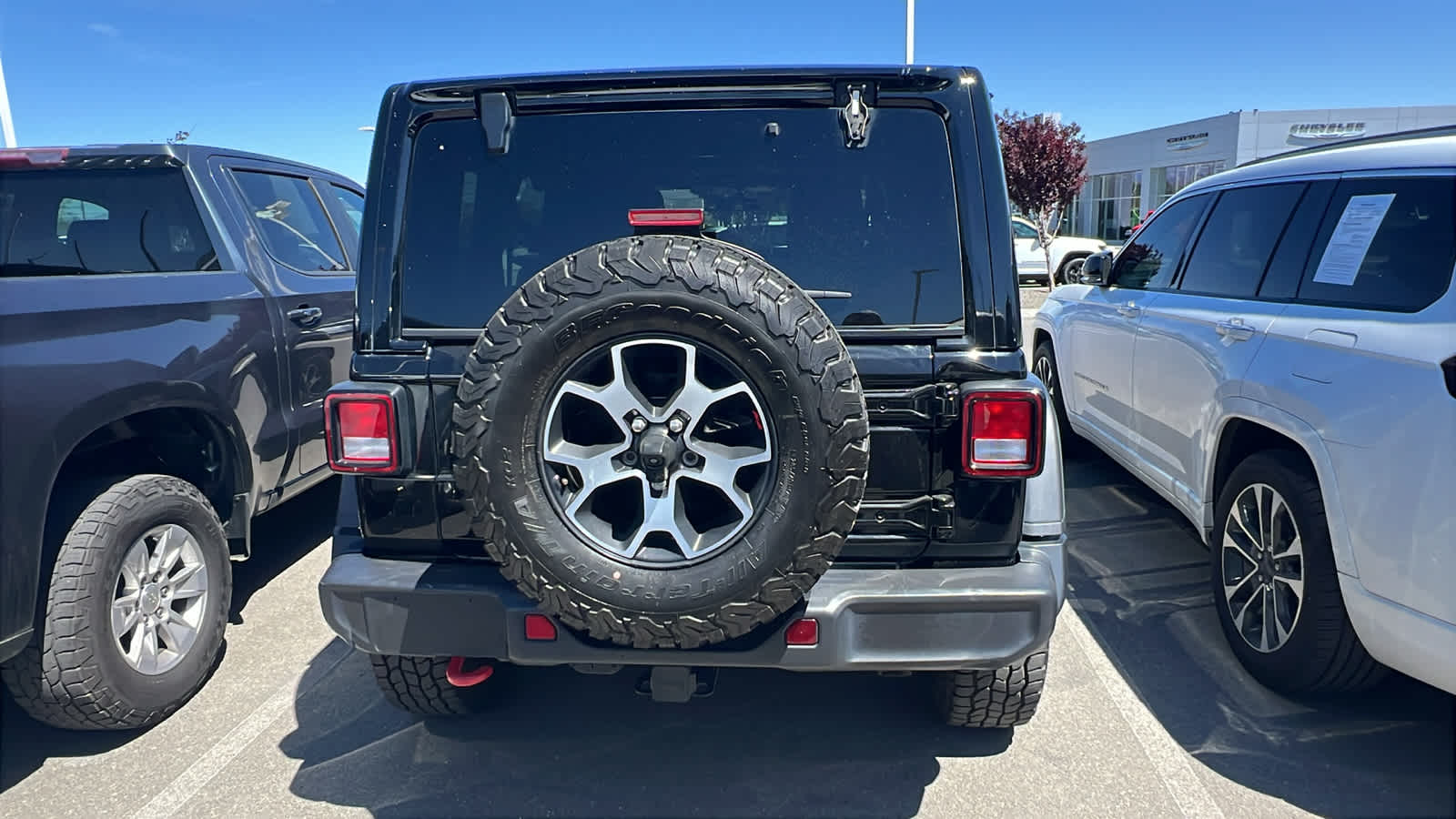 Thumbnail: 2022 Jeep Wrangler - 5