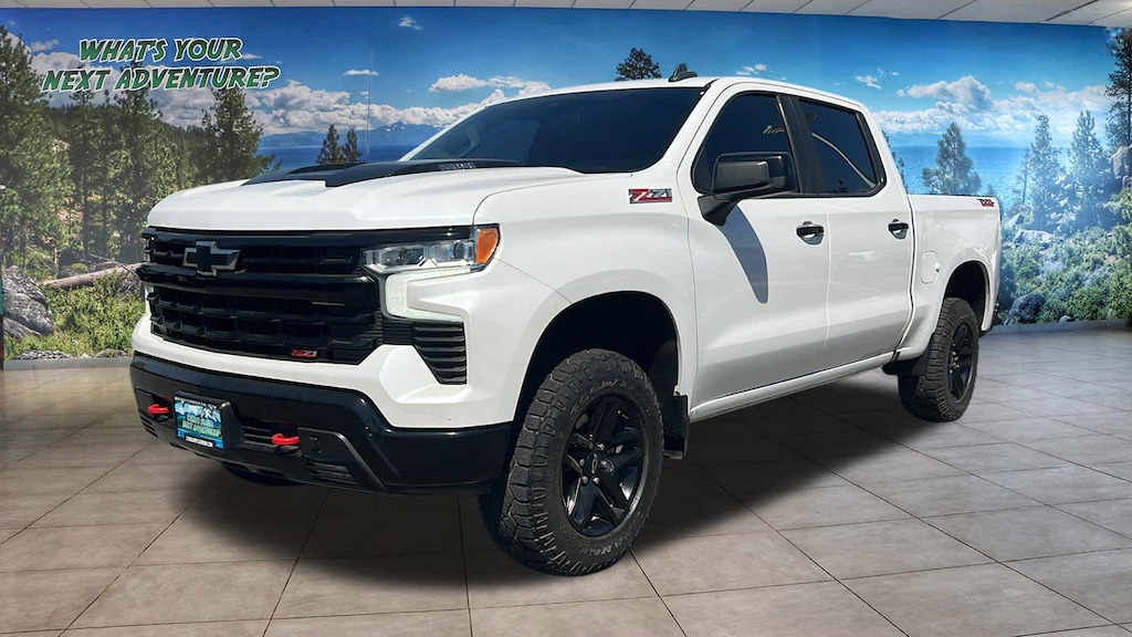 Used 2023 Chevrolet Silverado 1500 LT Trail Boss Truck Crew Cab