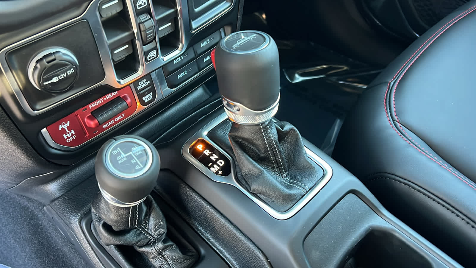 Thumbnail: 2026 Jeep Gladiator - 13