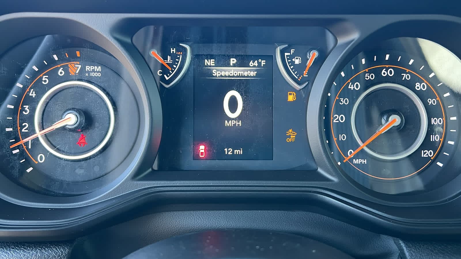 Thumbnail: 2026 Jeep Gladiator - 21