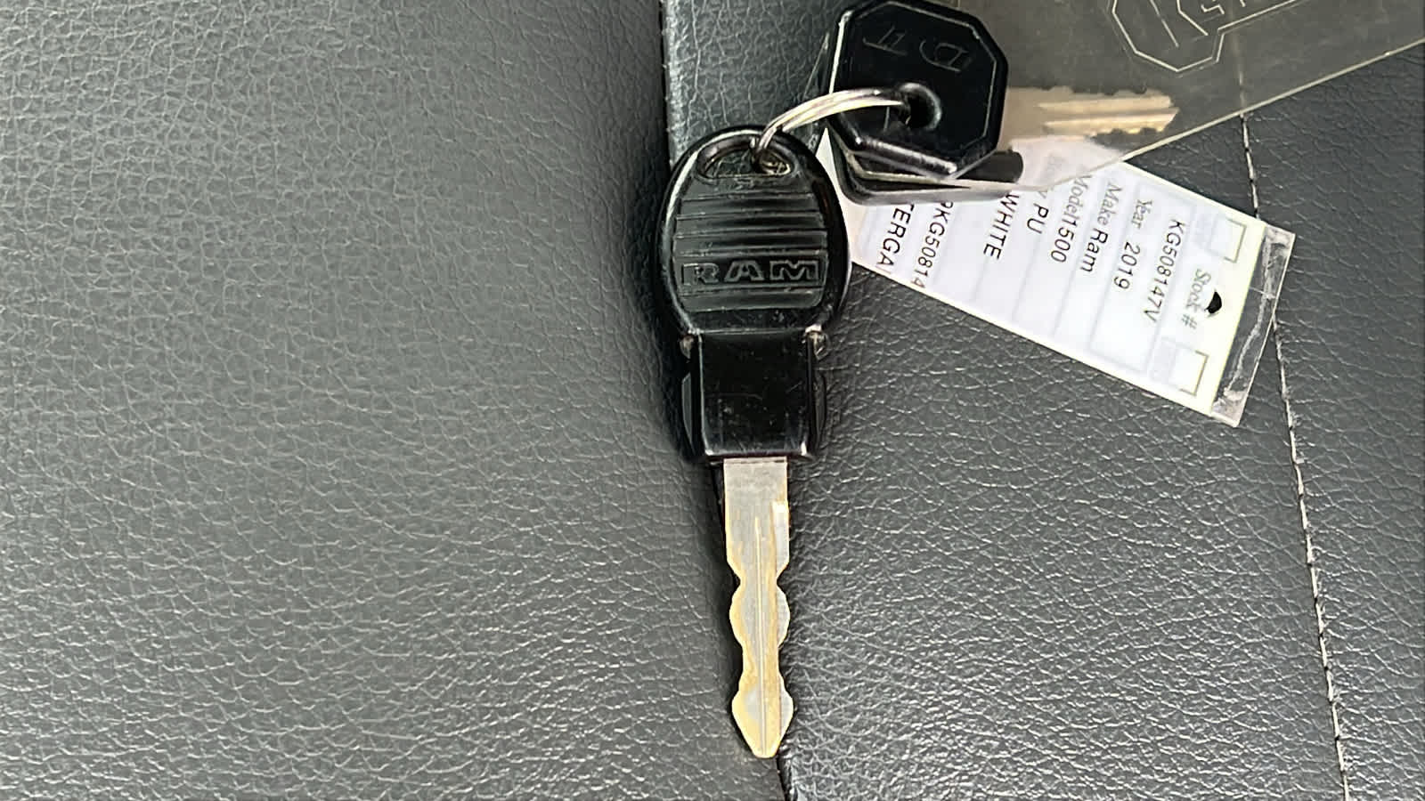 Thumbnail: 2019 RAM 1500 Classic - 26