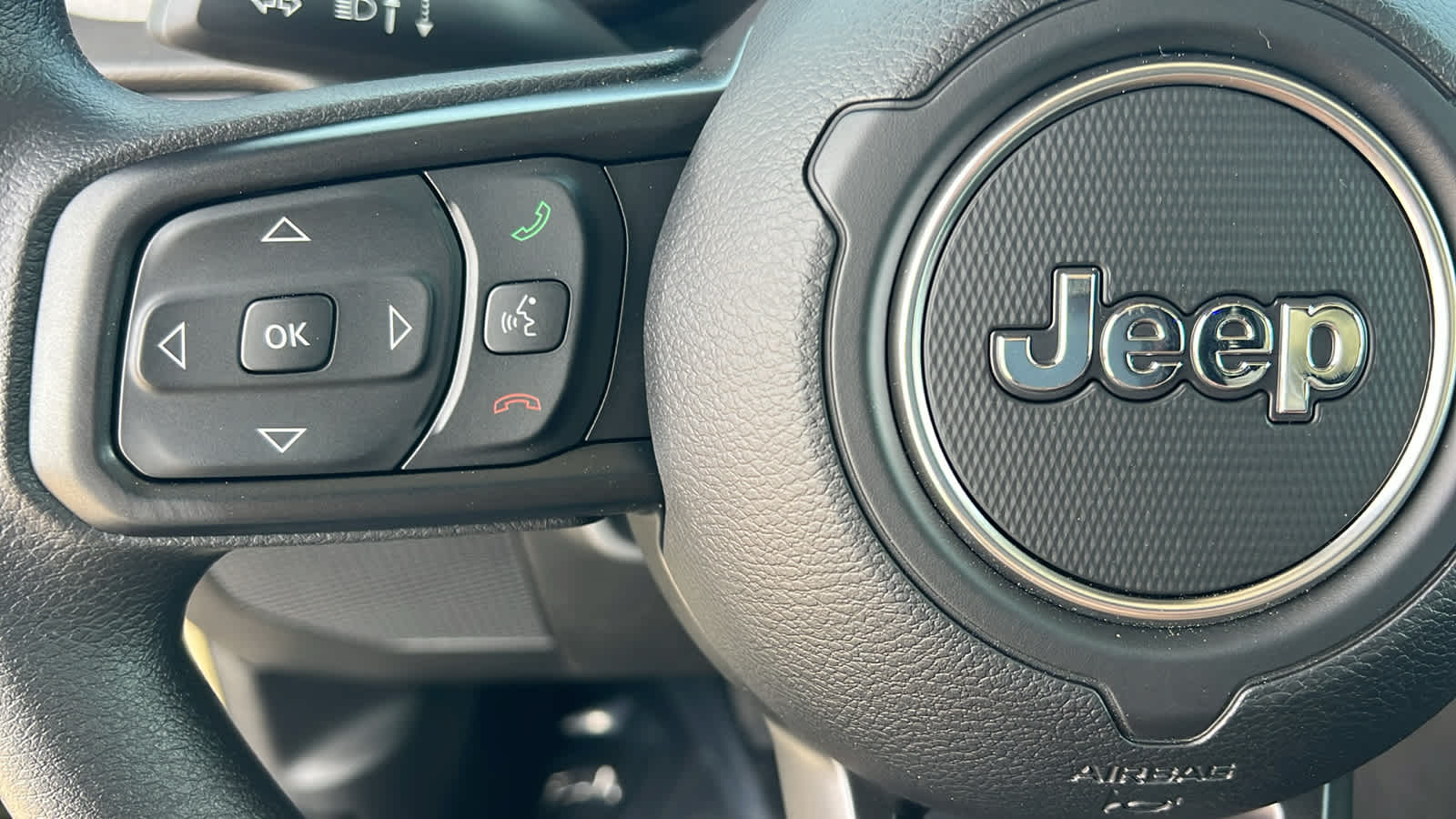 Thumbnail: 2026 Jeep Gladiator - 19