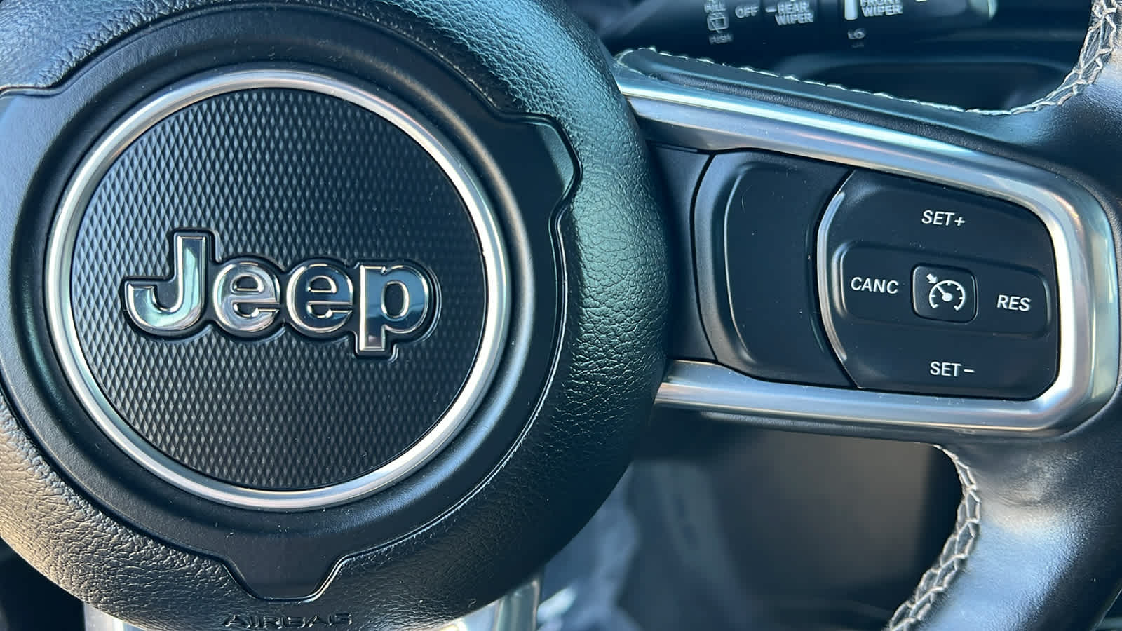 Thumbnail: 2022 Jeep Wrangler - 20