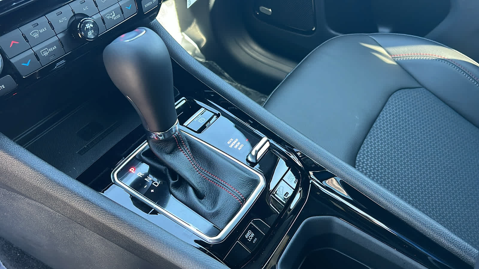 Thumbnail: 2026 Jeep Compass - 13