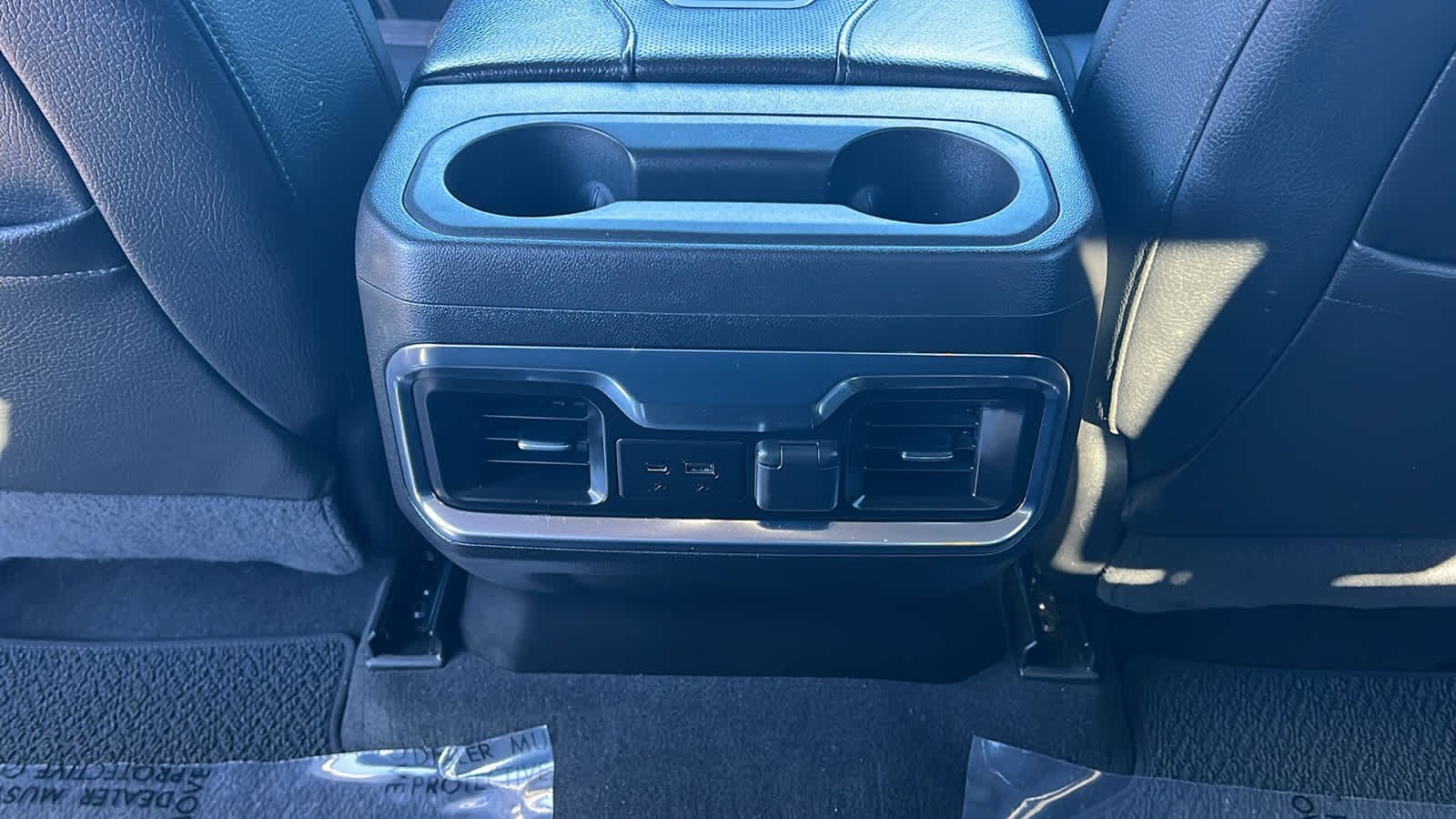 Thumbnail: 2022 GMC Sierra 2500 - 25