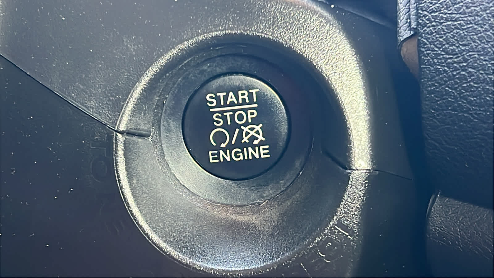 Thumbnail: 2022 Jeep Renegade - 17