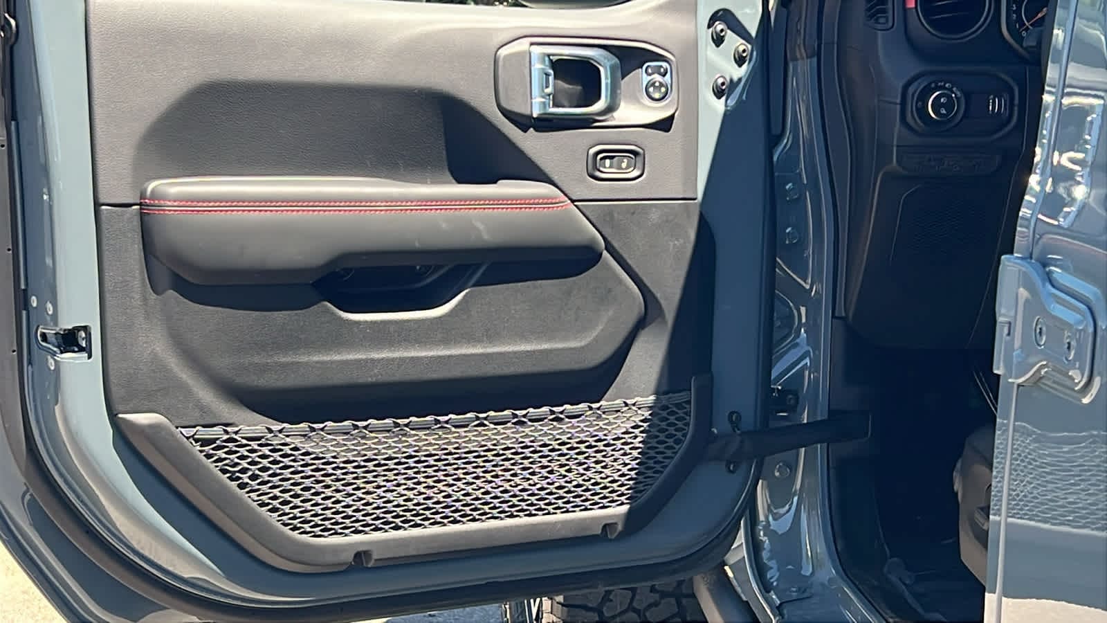 Thumbnail: 2026 Jeep Gladiator - 23