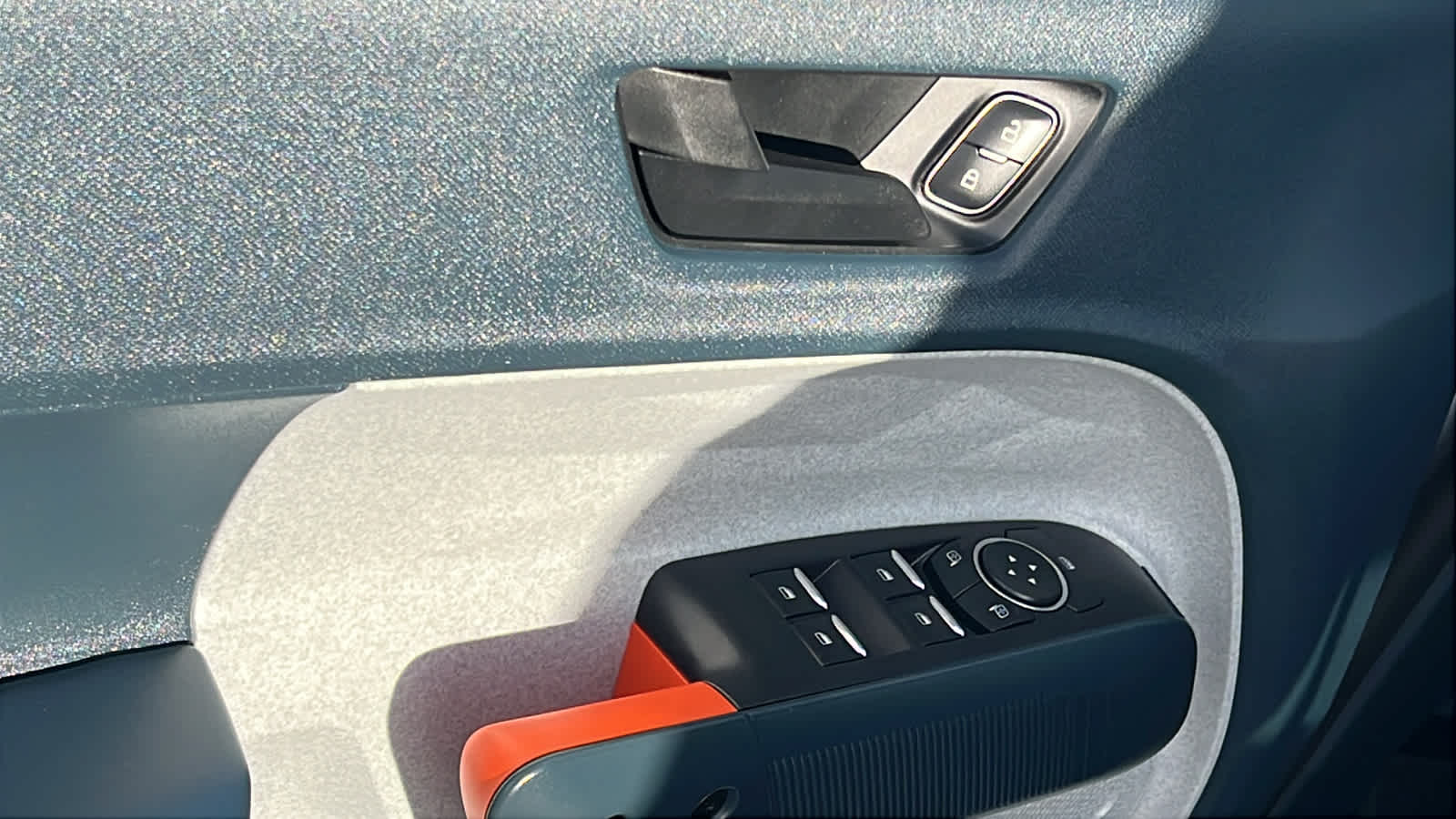 Thumbnail: 2022 Ford Maverick - 22