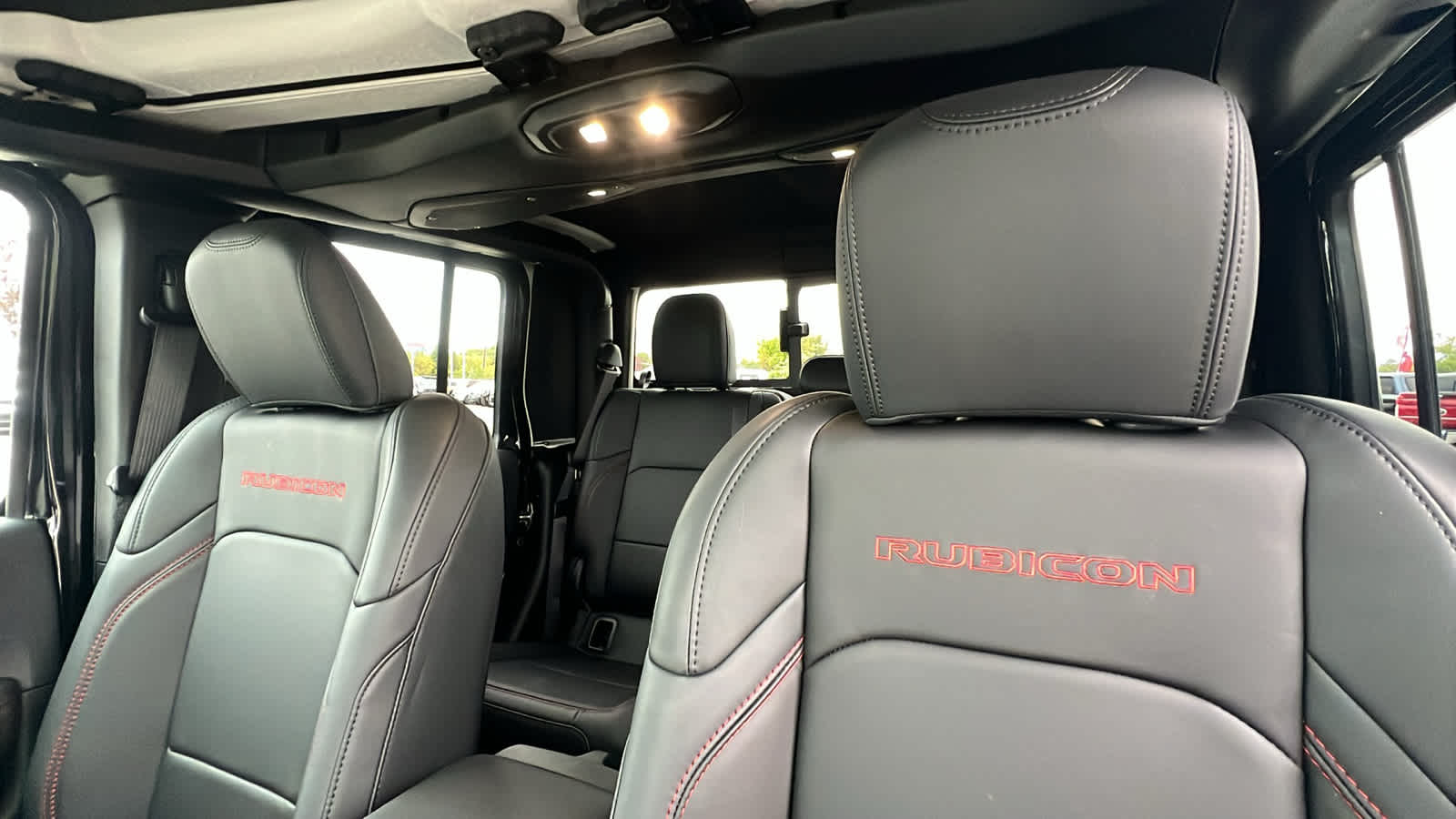 Thumbnail: 2025 Jeep Gladiator - 11